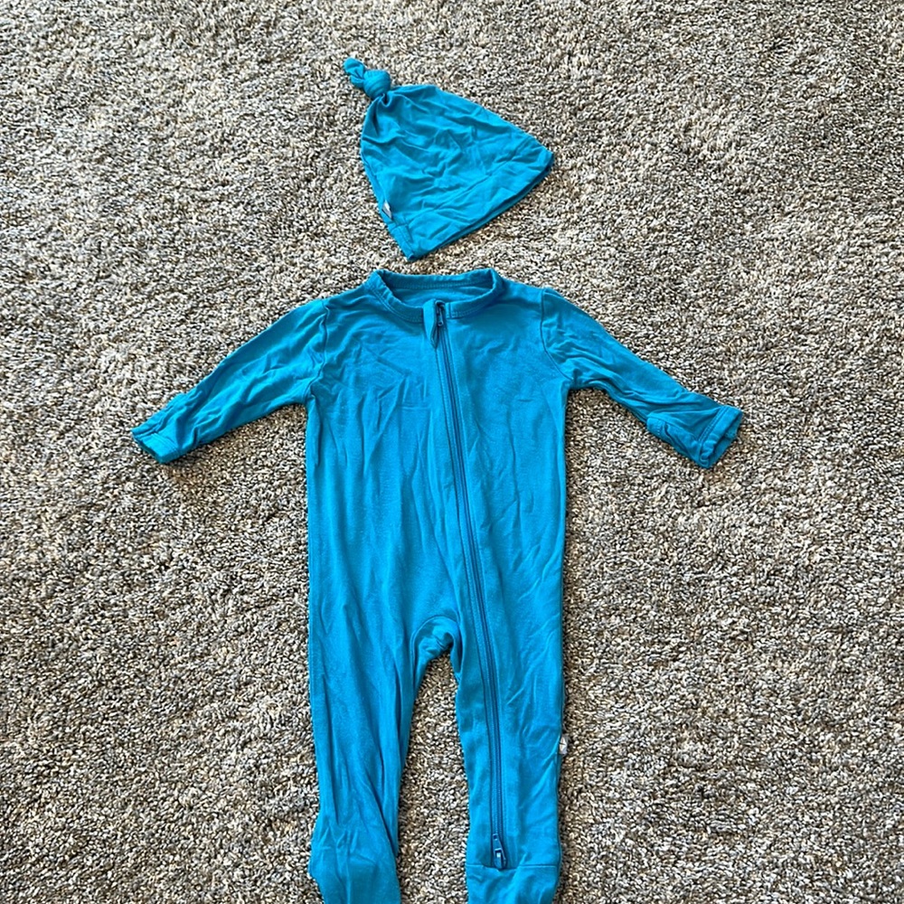 Kyte Baby NB Footie and Hat Set